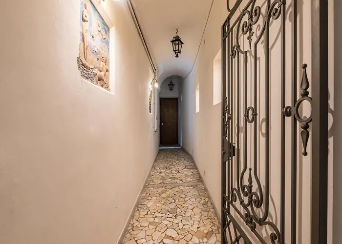 Appartement The Rent - Large A Few Steps From The Trevi Fountain